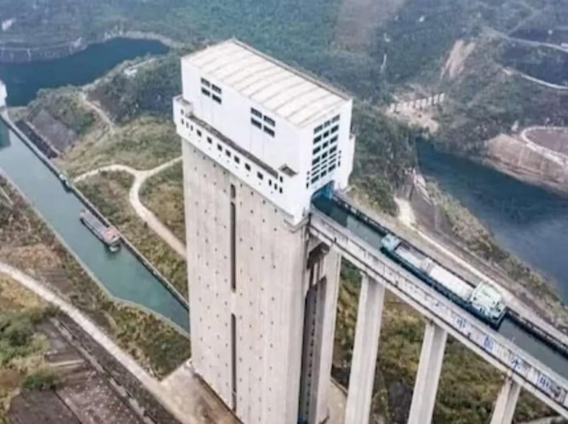 china boat elevator